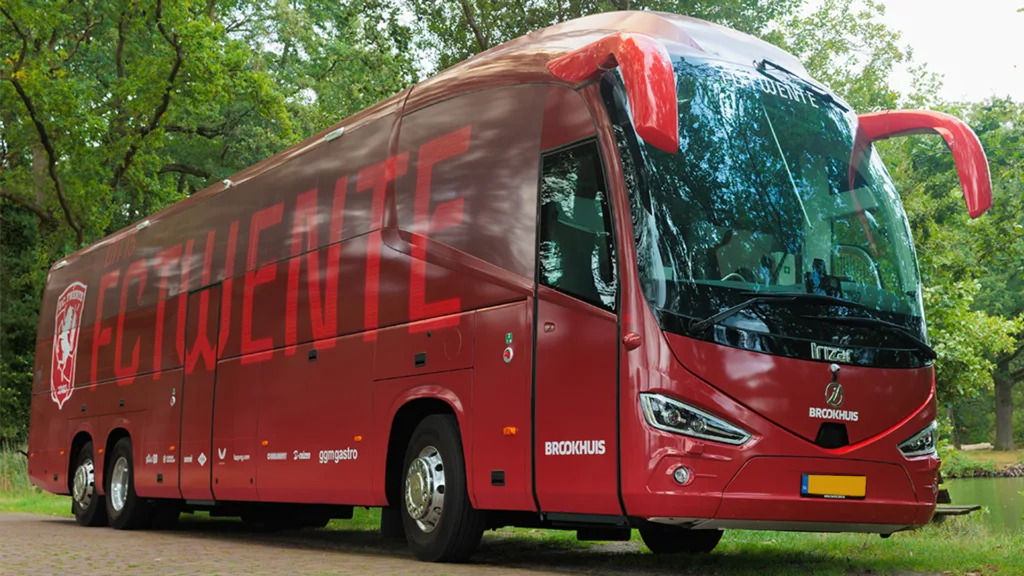 Brigade backeye®360 geïnstalleerd op een bus van Brookhuis